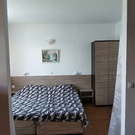Plaza 1 Floor Apartment